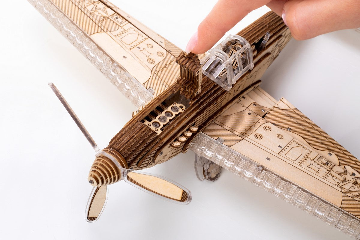 Speedfighter. Airplane mechanical 3D puzzle